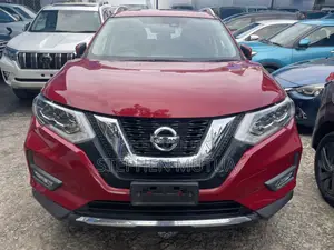 Nissan X-Trail 2.0 Petrol FWD 2019 Red