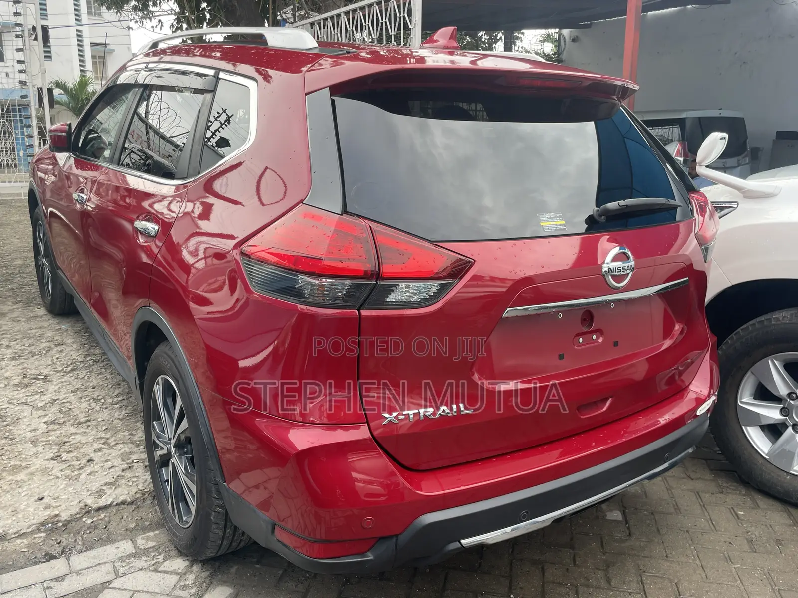 Nissan X-Trail 2.0 Petrol FWD 2019 Red