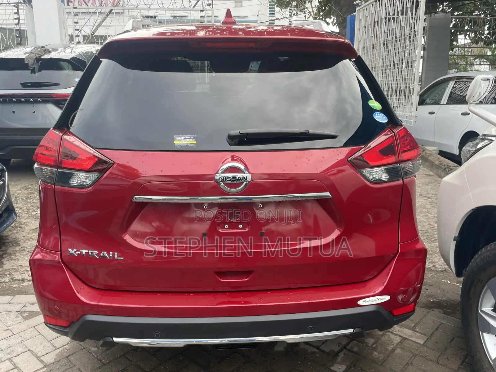 Nissan X-Trail 2.0 Petrol FWD 2019 Red