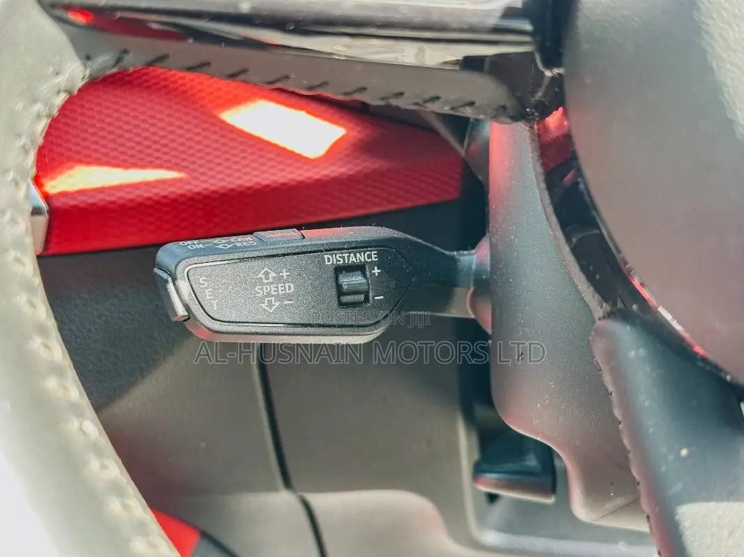 Audi Q2 1.0 TFSI FWD 2019 Black