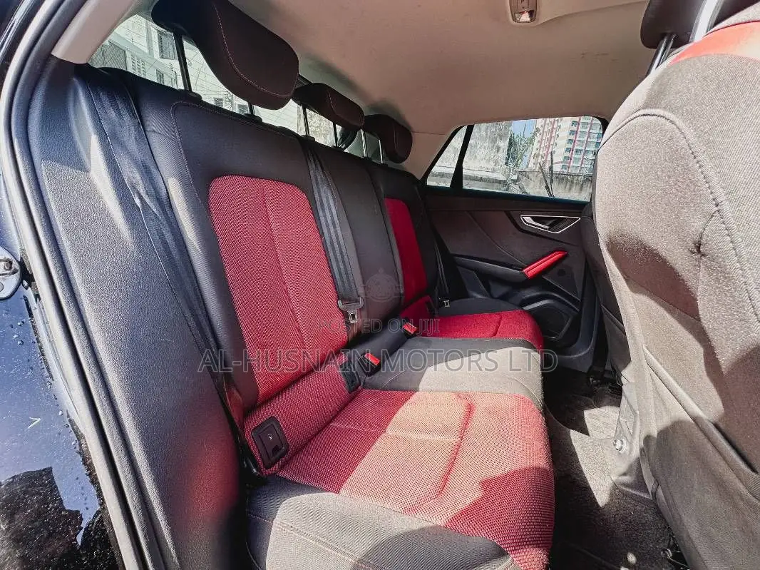 Audi Q2 1.0 TFSI FWD 2019 Black