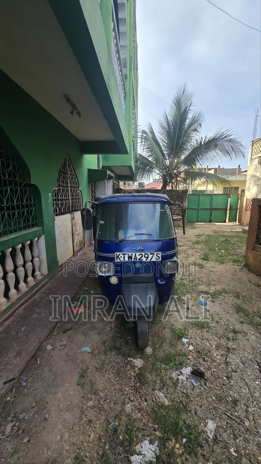 Piaggio 2013 Blue