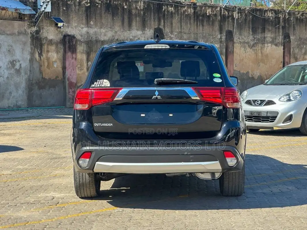 Mitsubishi Outlander 2019 Black