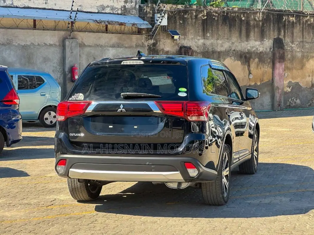 Mitsubishi Outlander 2019 Black