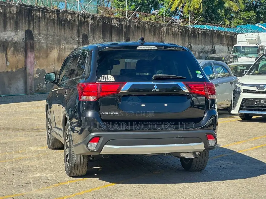 Mitsubishi Outlander 2019 Black