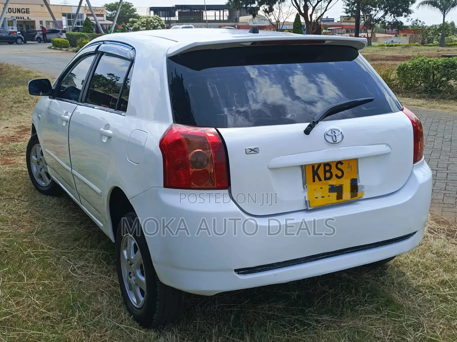 Toyota Corolla RunX 2006 White