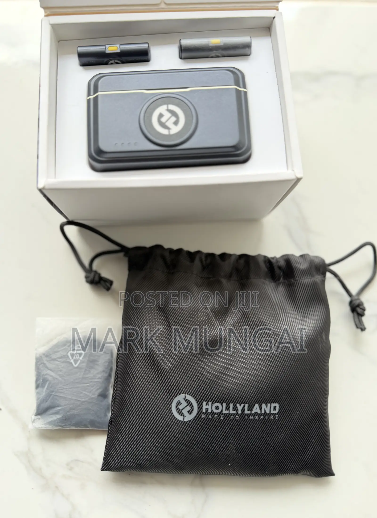 Hollyland Lark M2 Wireless Combo Microphone