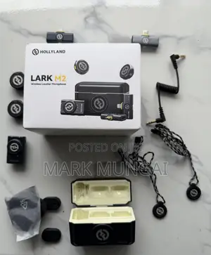 Hollyland Lark M2 Wireless Combo Microphone