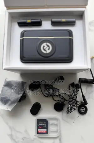 Hollyland Lark M2 Wireless Combo Microphone