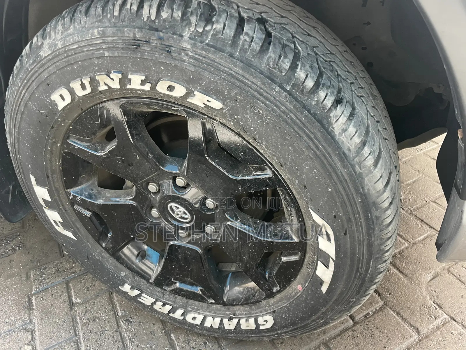 Toyota Hilux Revo Double Cab Deisel 2.4 AWD 2019 Silver