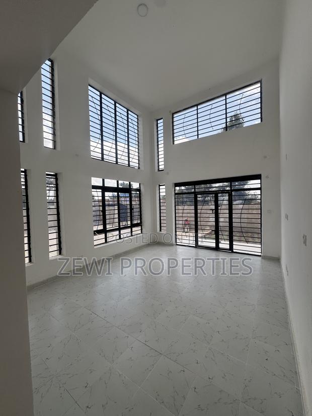 4bdrm Mansion in Kiserian for sale - thumbnail 3