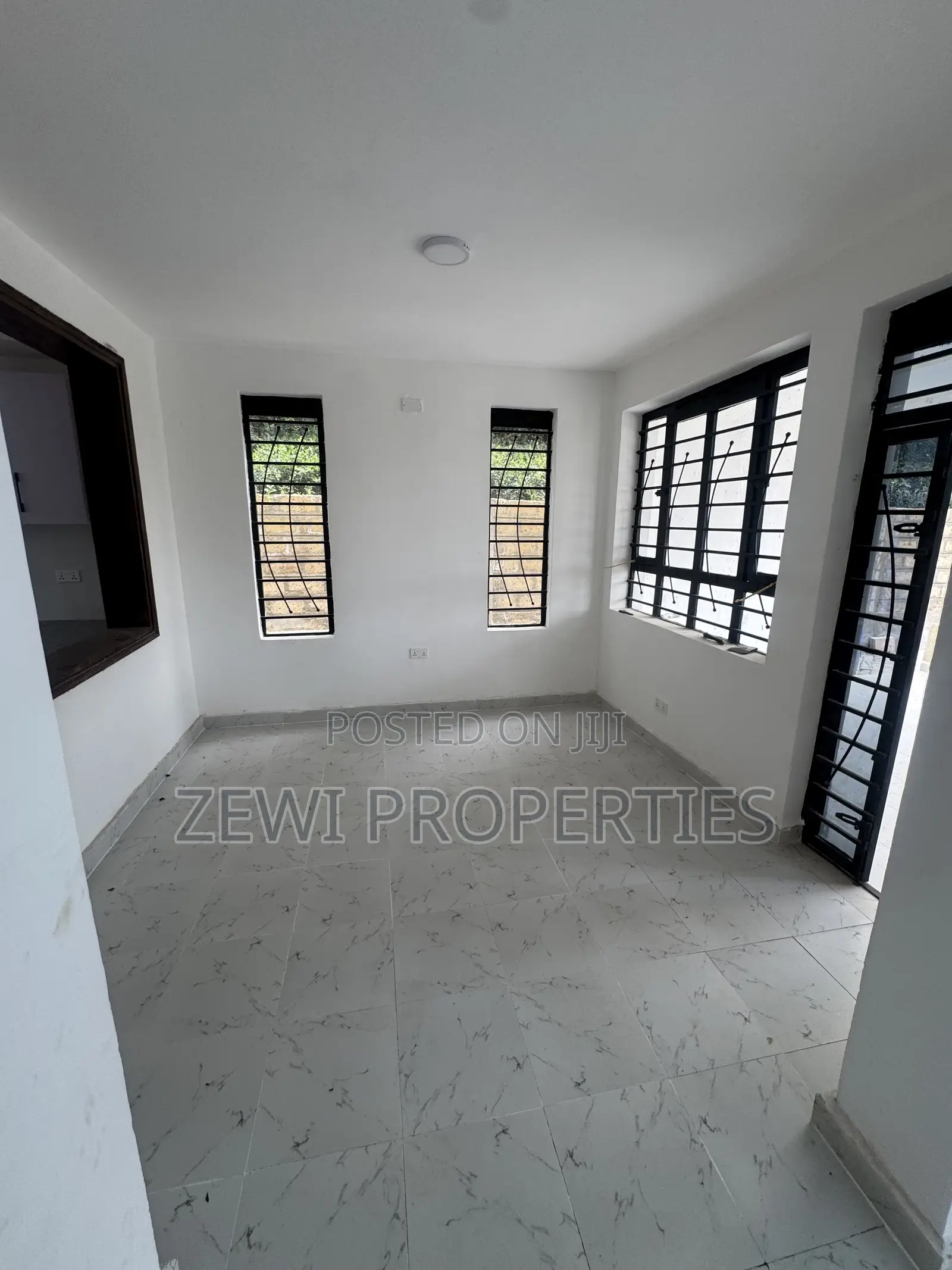 4bdrm Mansion in Kiserian for sale