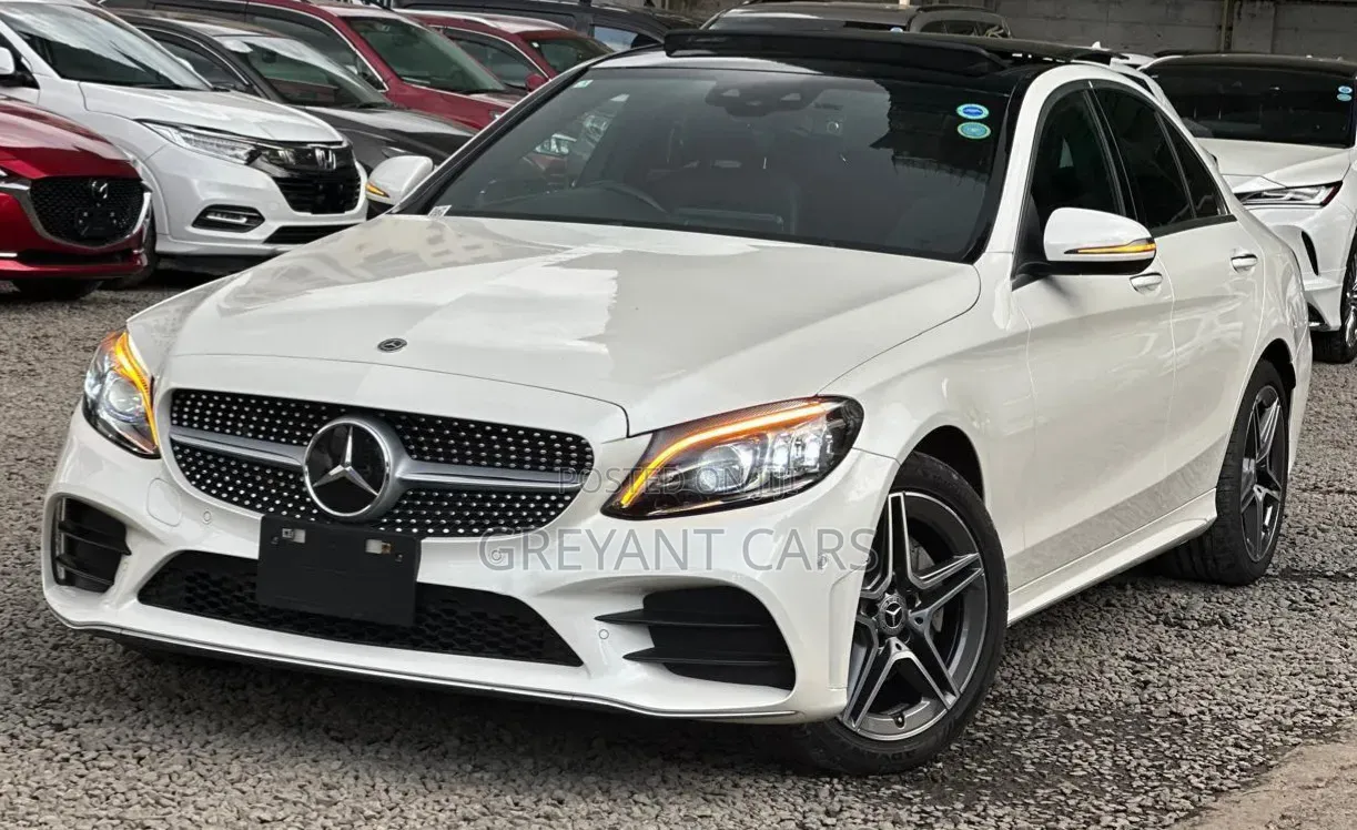 Mercedes-Benz C200 2019 White