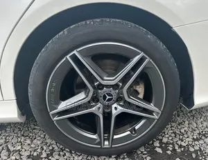 Mercedes-Benz C200 2019 White