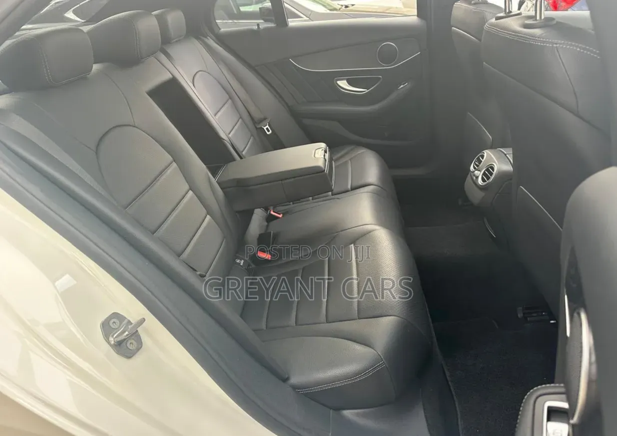 Mercedes-Benz C200 2019 White