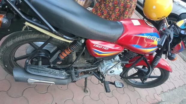 Bajaj Boxer 150 UG 2025 Red - thumbnail 3