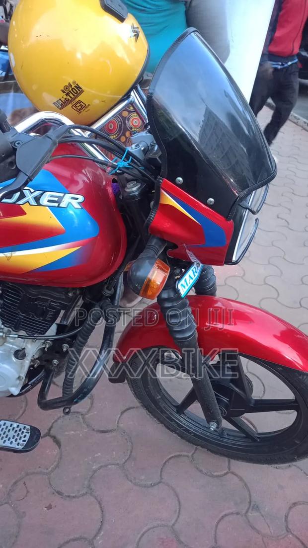 Bajaj Boxer 150 UG 2025 Red - thumbnail 5