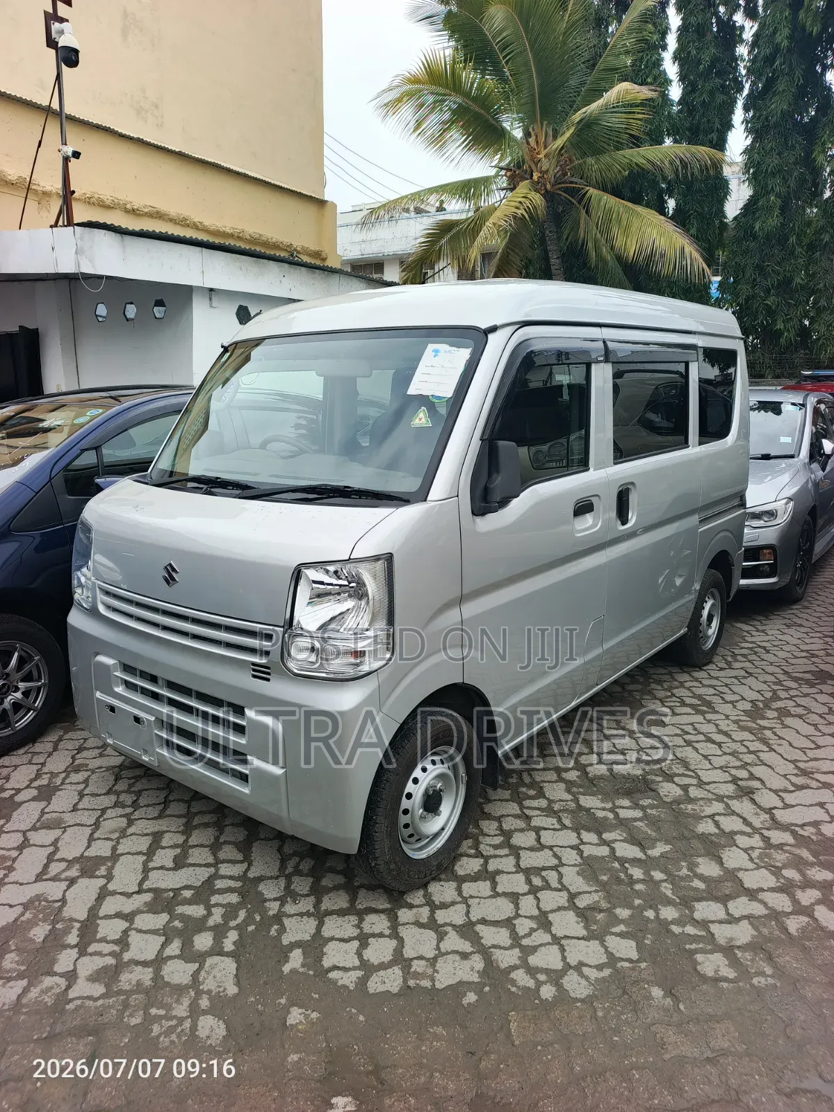 Suzuki Every Wagon 2019 Silver
