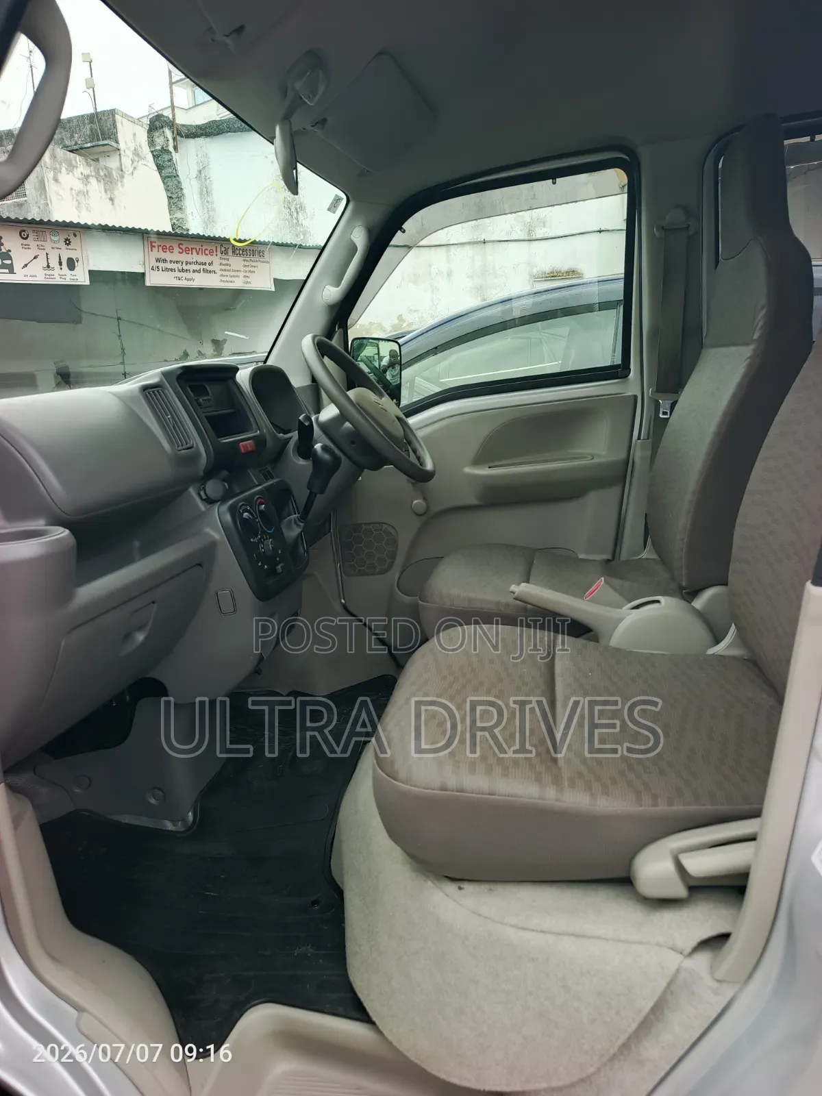 Suzuki Every Wagon 2019 Silver