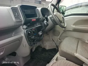 Suzuki Every Wagon 2019 Silver