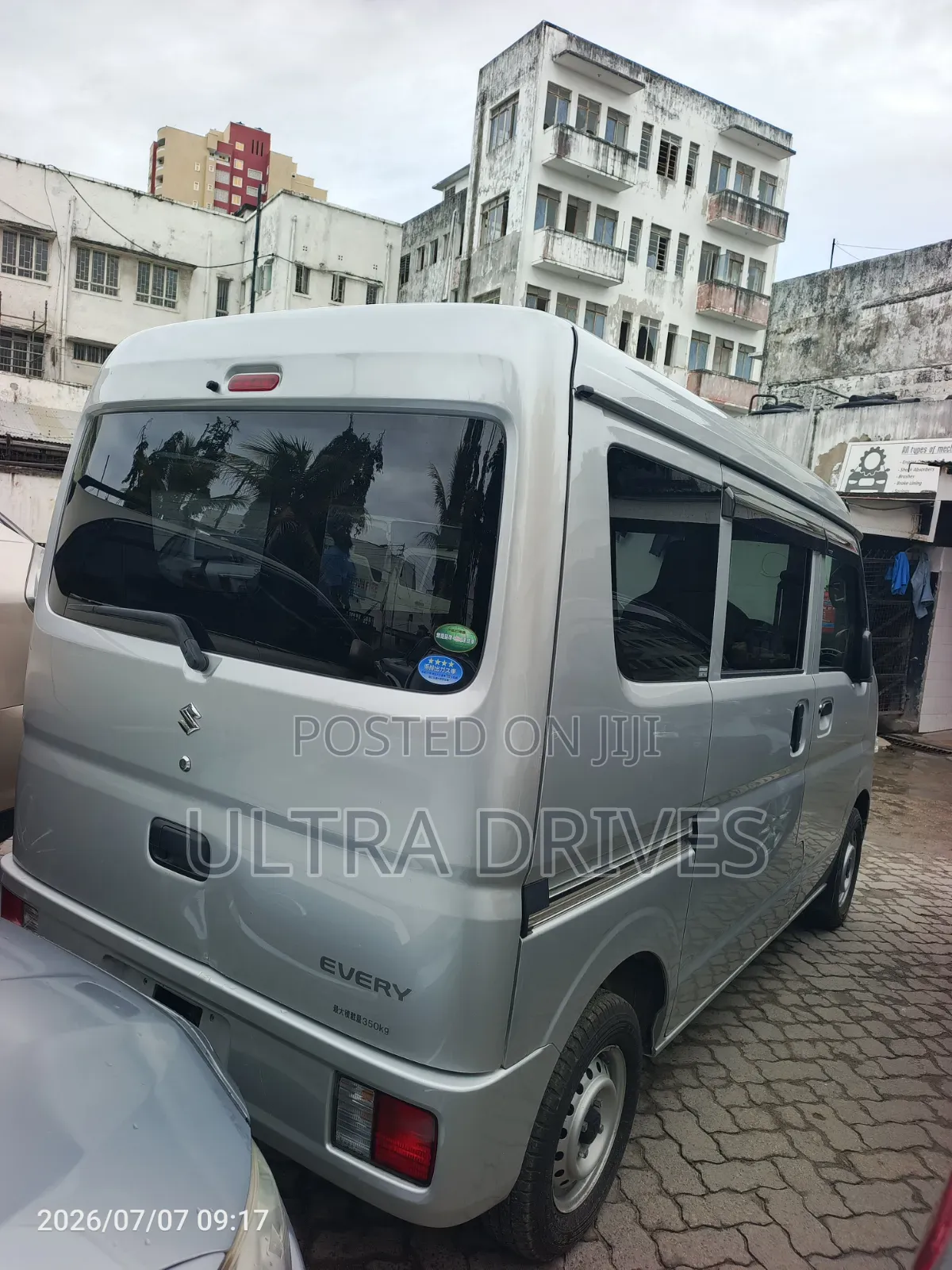 Suzuki Every Wagon 2019 Silver