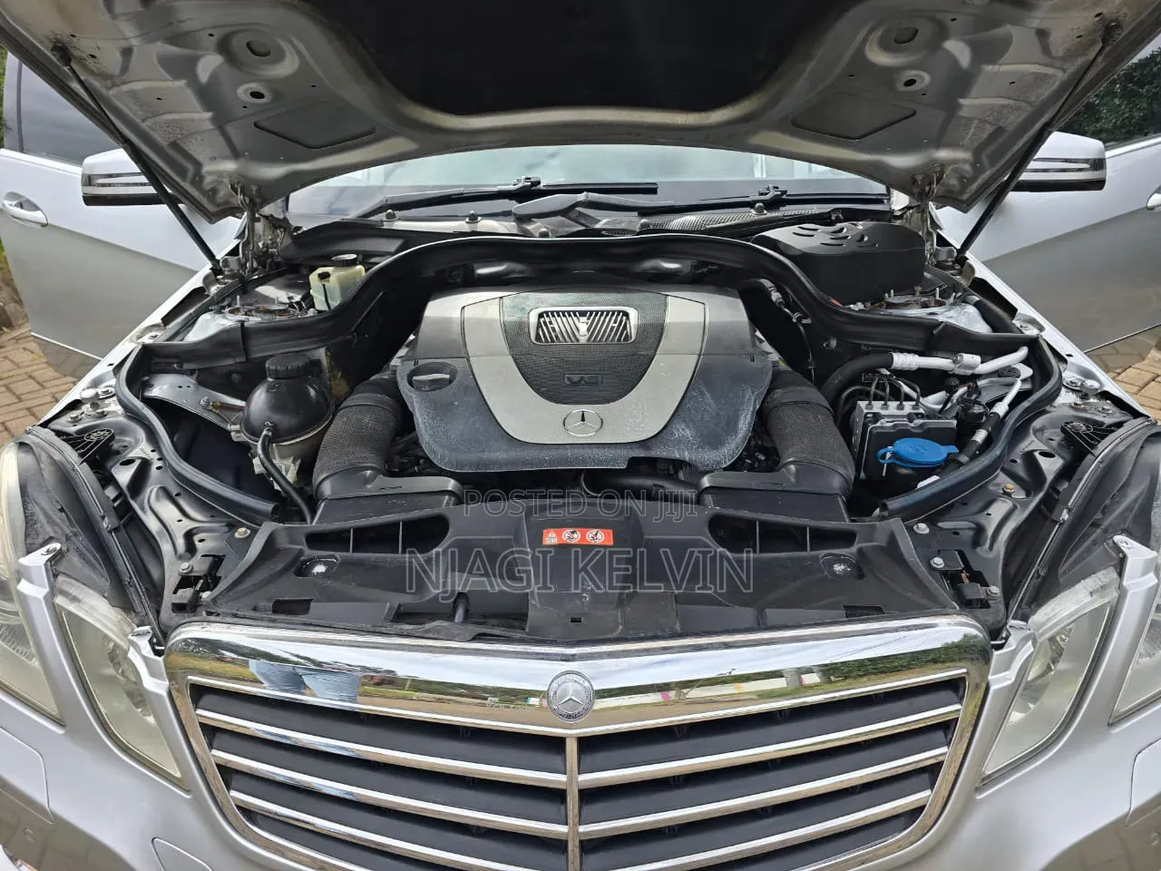 Mercedes-Benz E300 2009 Silver