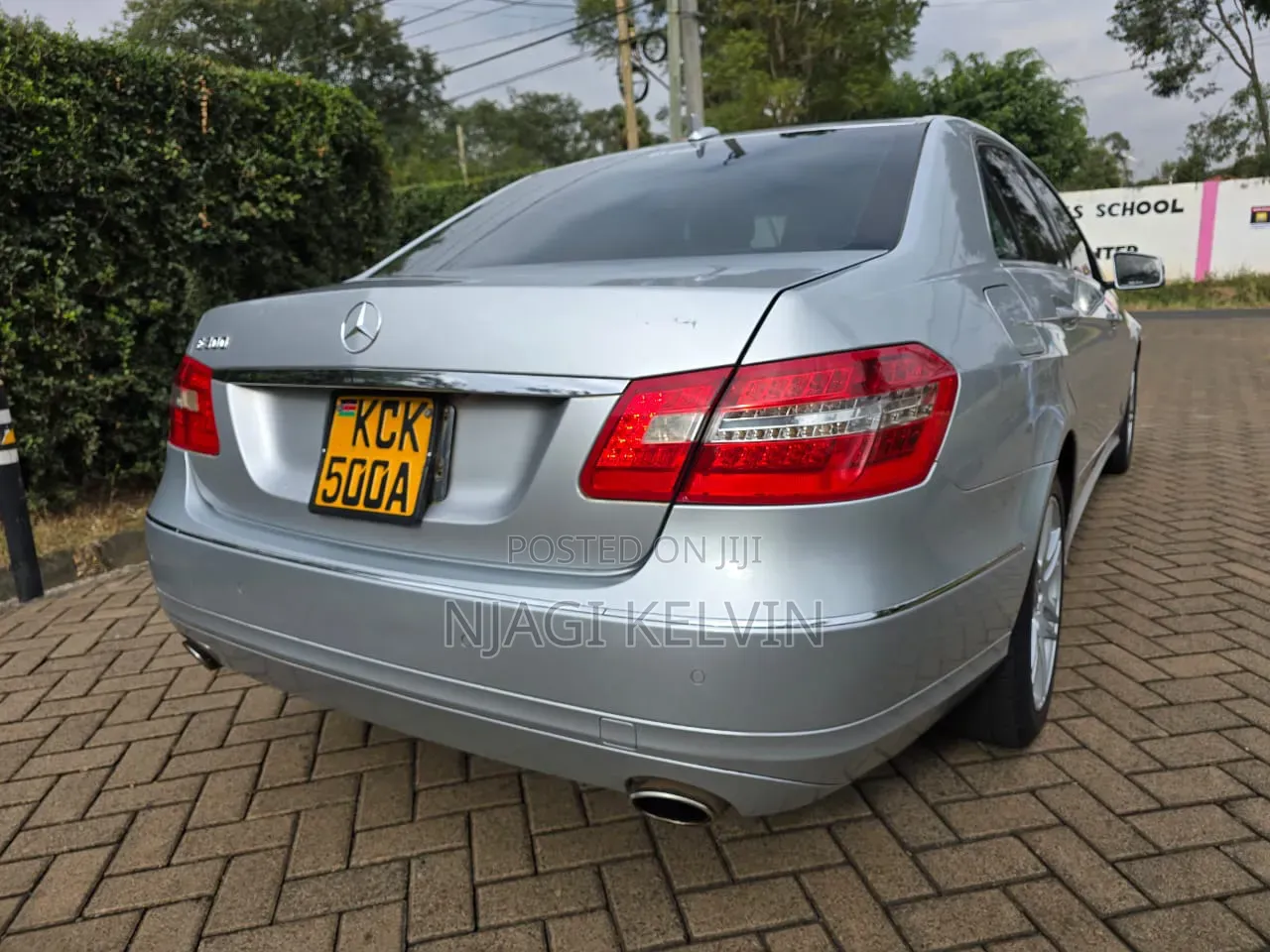 Mercedes-Benz E300 2009 Silver