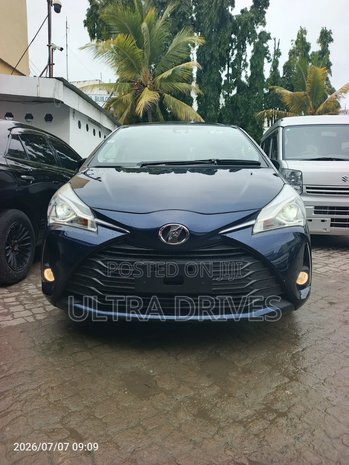 Toyota Vitz 2019 Blue