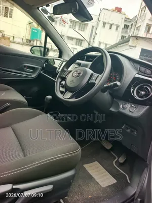 Toyota Vitz 2019 Blue