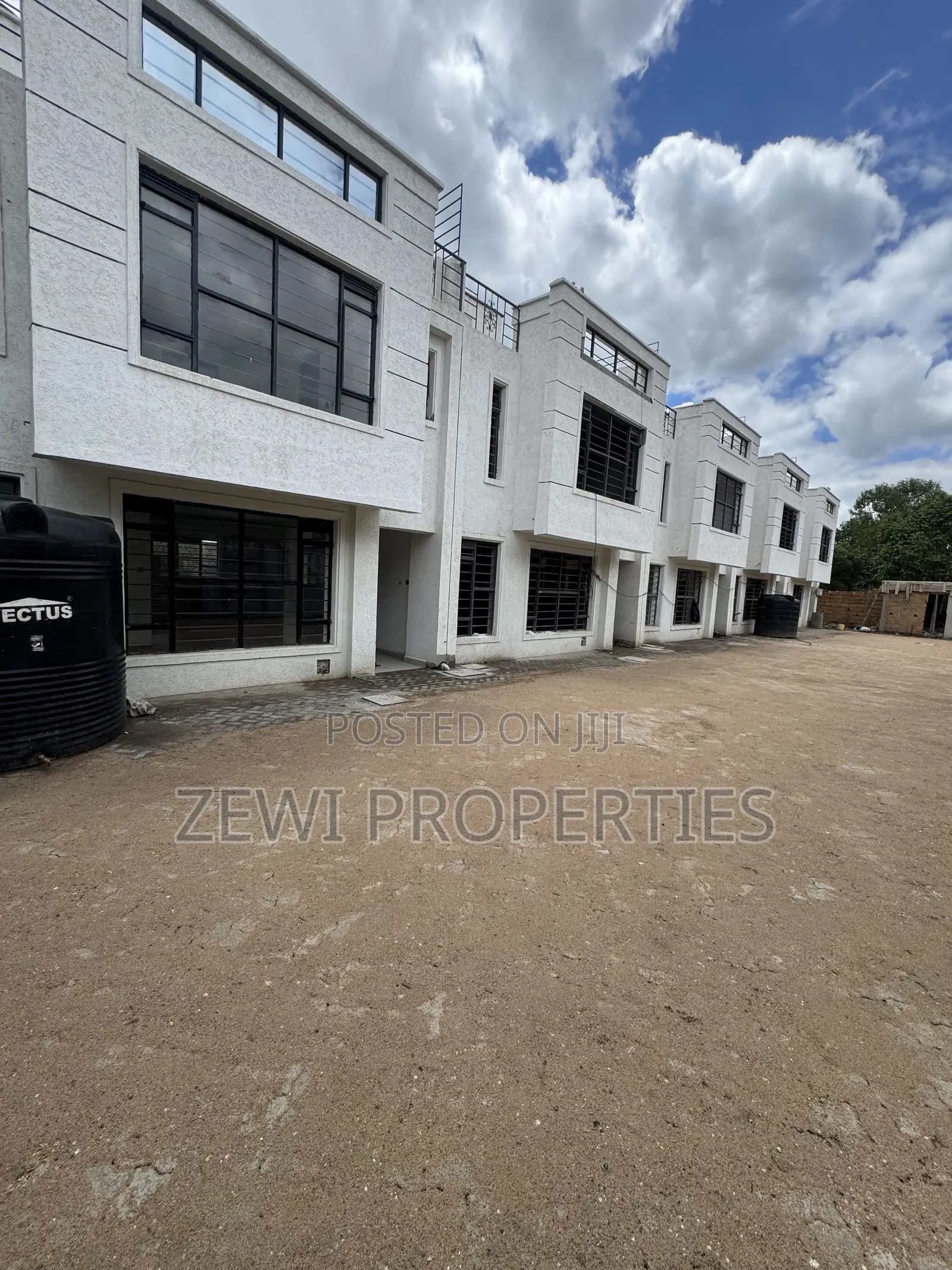 4bdrm Mansion in Ole Polos for sale