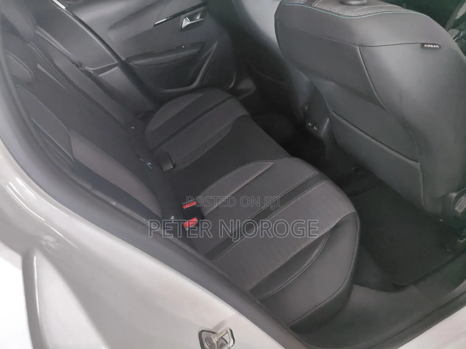 Peugeot 208 2021 White