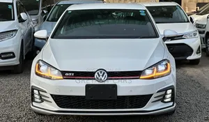 Volkswagen Golf GTI 2018 White
