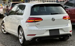 Volkswagen Golf GTI 2018 White