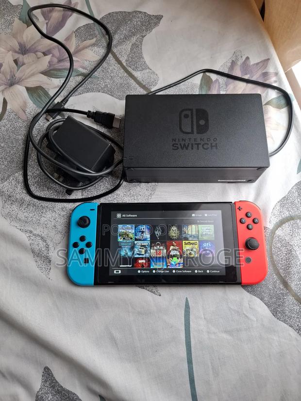 Nintendo Switch - main view