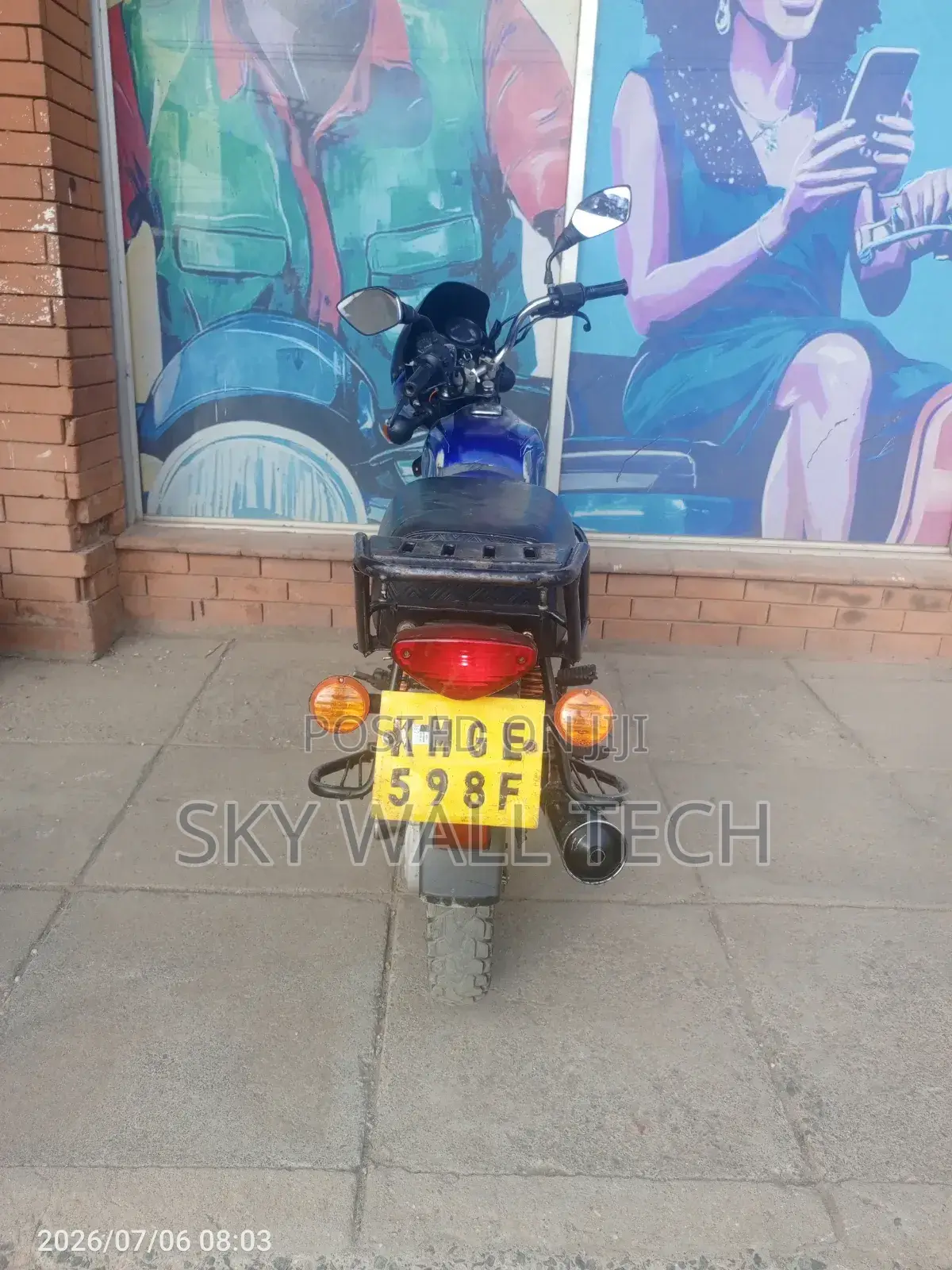 New Bajaj Boxer 2024 Blue