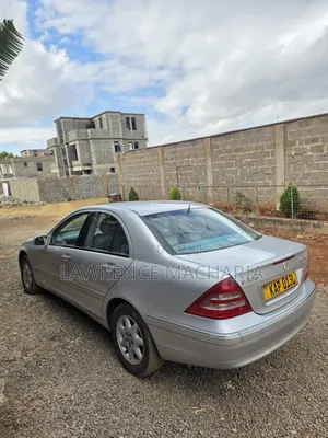 Mercedes-Benz C200 2002 Silver