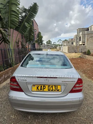 Mercedes-Benz C200 2002 Silver