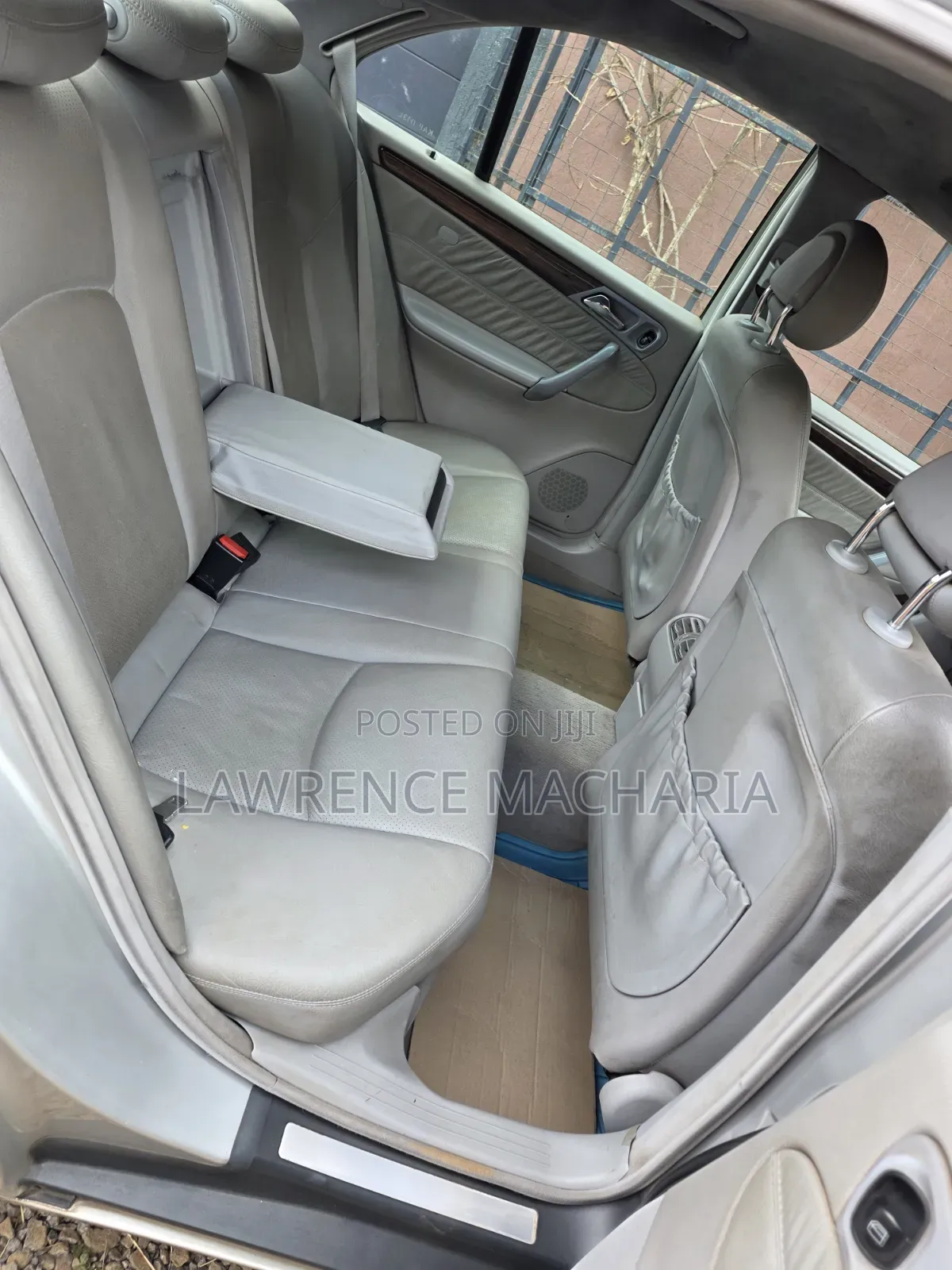 Mercedes-Benz C200 2002 Silver
