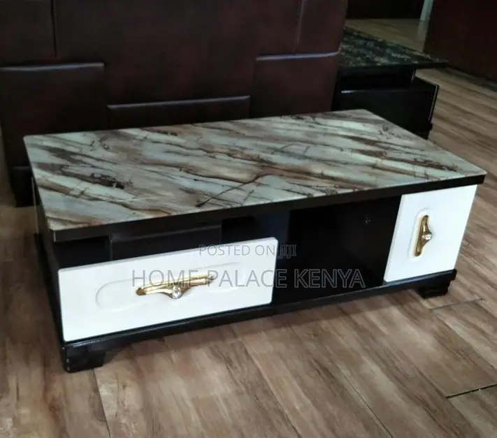 Coffee Table: High End Glossy Natural Marble Table