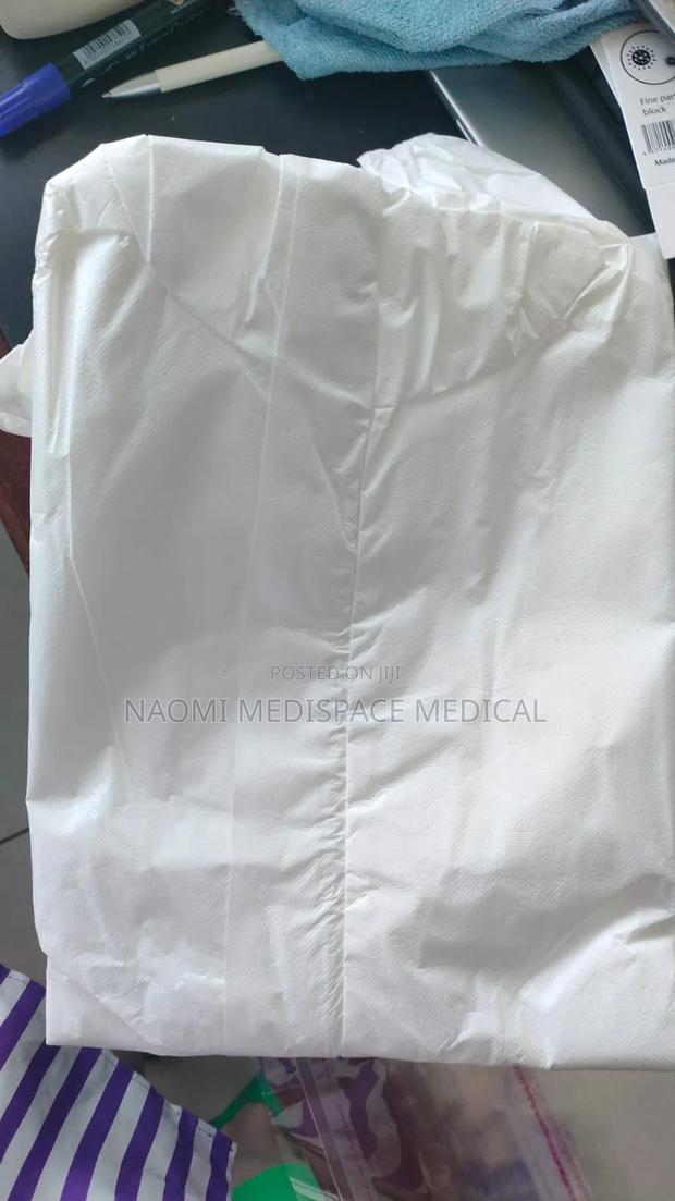 Tyvek Protective Coverall/Disposable Coverall - thumbnail 2