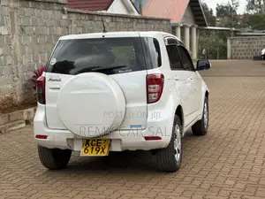 Toyota Rush 2008 White