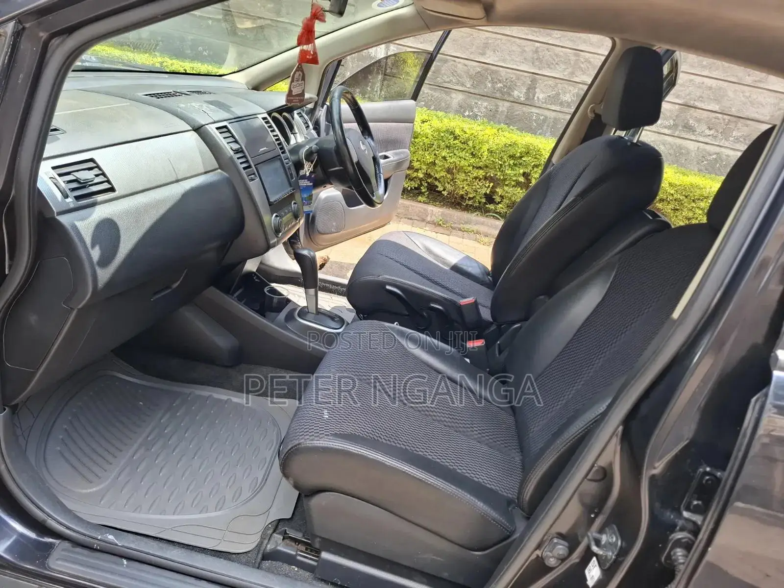 Nissan Tiida 2009 Blue