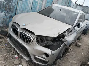 BMW X1 xDrive28i AWD 2016 Silver