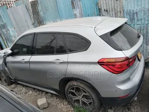 BMW X1 xDrive28i AWD 2016 Silver