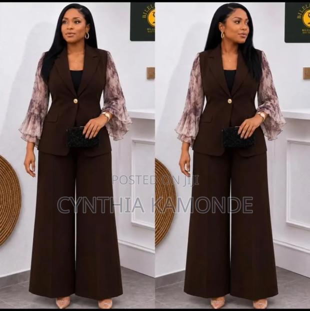 Premium Two-Piece Outfit - thumbnail 3