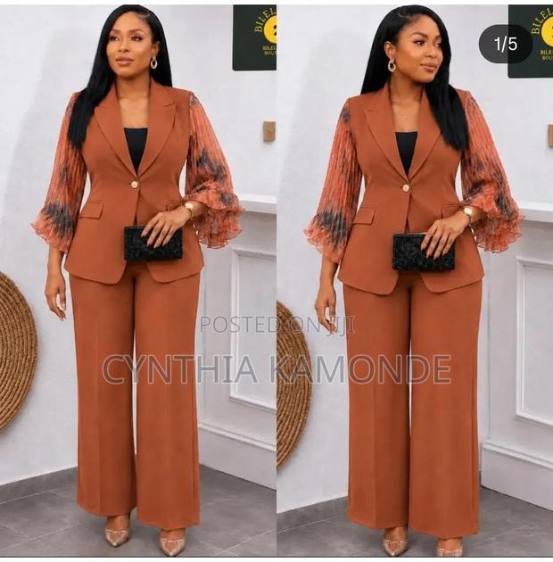 Premium Two-Piece Outfit - thumbnail 5