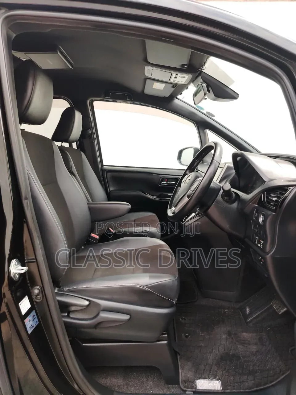 Toyota Noah 2019