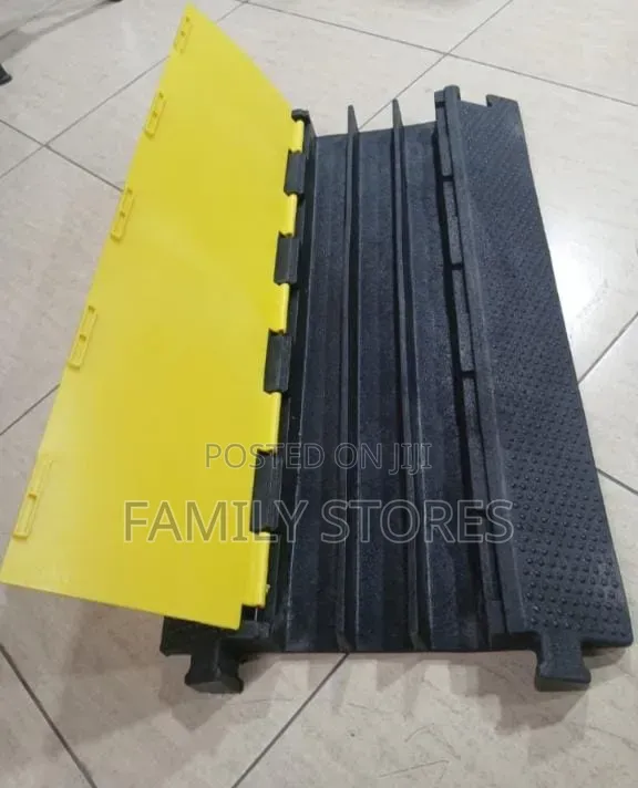 3 Channel Heavy Duty Cable Protector Ramp Rubber Cable Cover