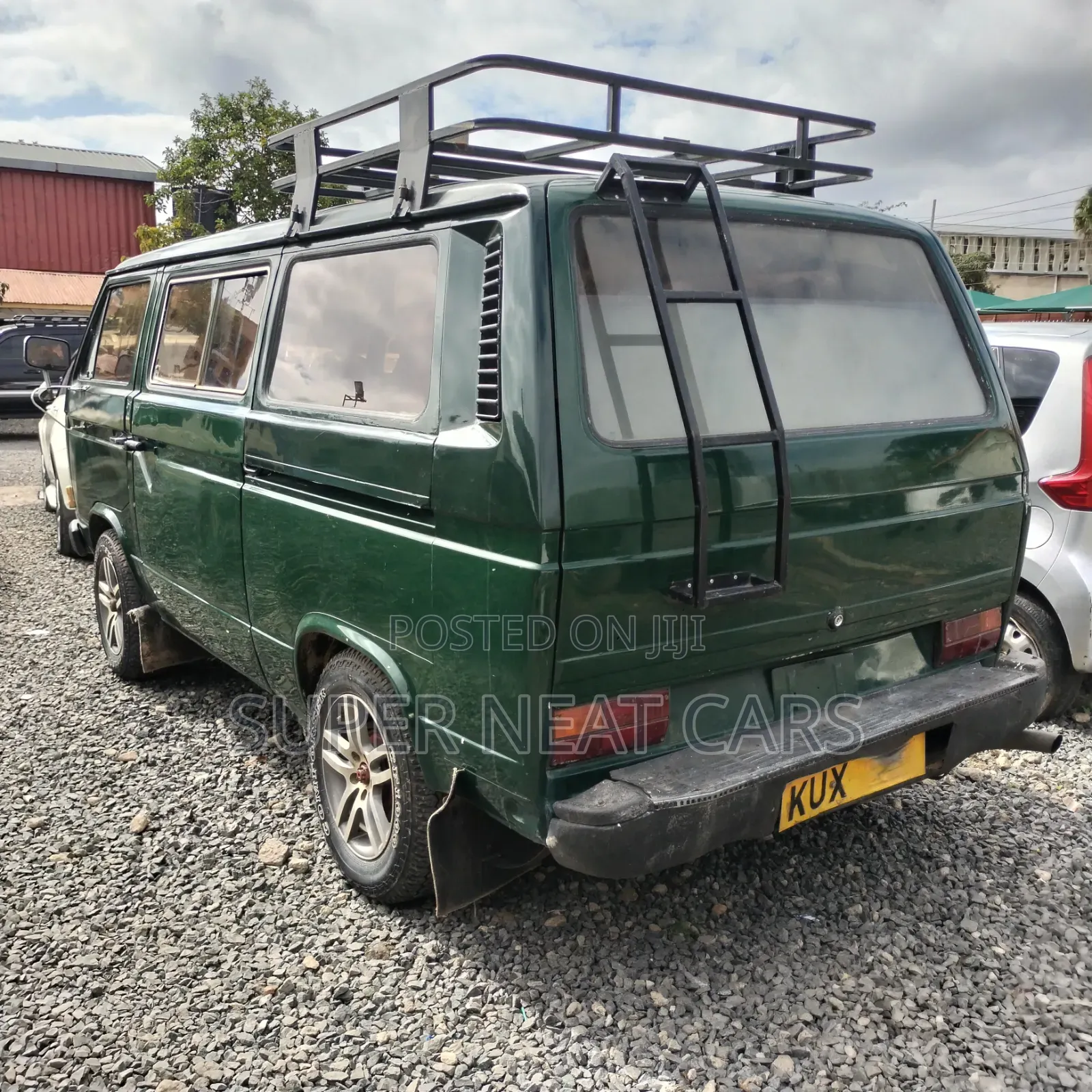 Volkswagen Kombi 1983 Green