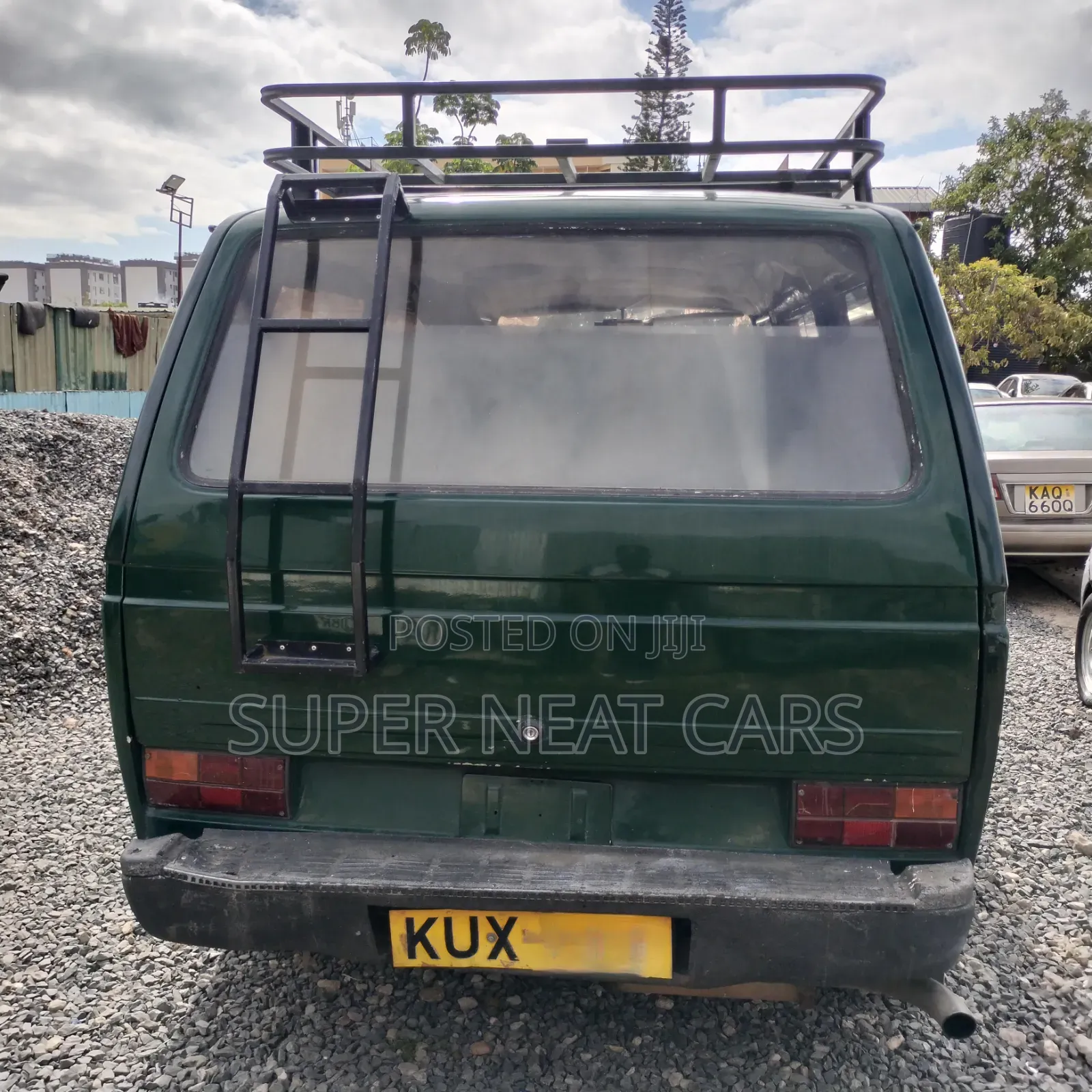 Volkswagen Kombi 1983 Green
